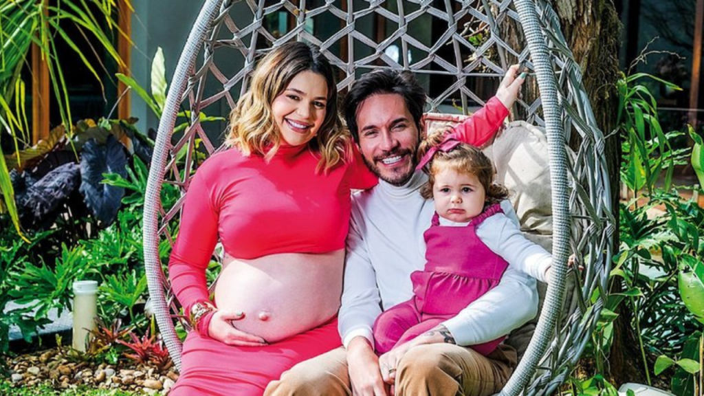 Viih Tube e Eliezer compartilham refúgio em Cotia e falam sobre família e&nbsp;críticas