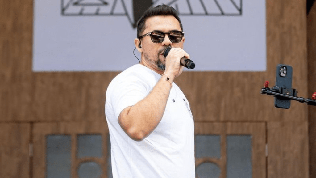 Xand Avião fala sobre psoríase e especialista destaca cuidados essenciais com a&nbsp;condição