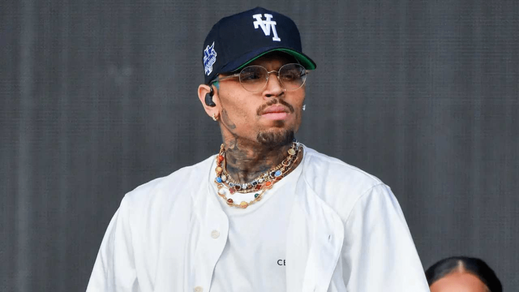 Chris Brown seguirá preso após ataque em boate de&nbsp;Londres