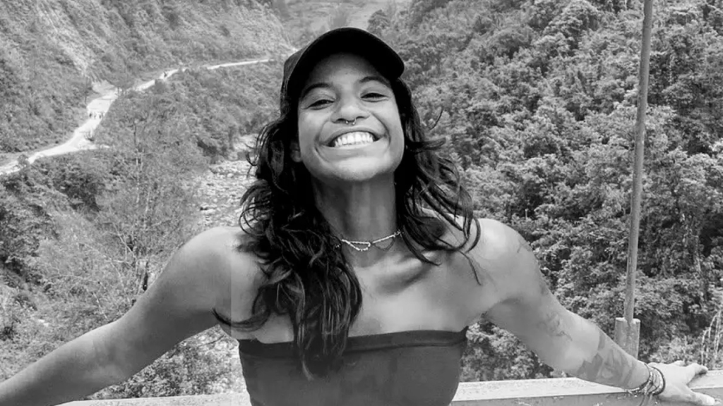 Brasileira morre após cair em cratera de vulcão na Indonésia: resgate chegou tarde&nbsp;demais